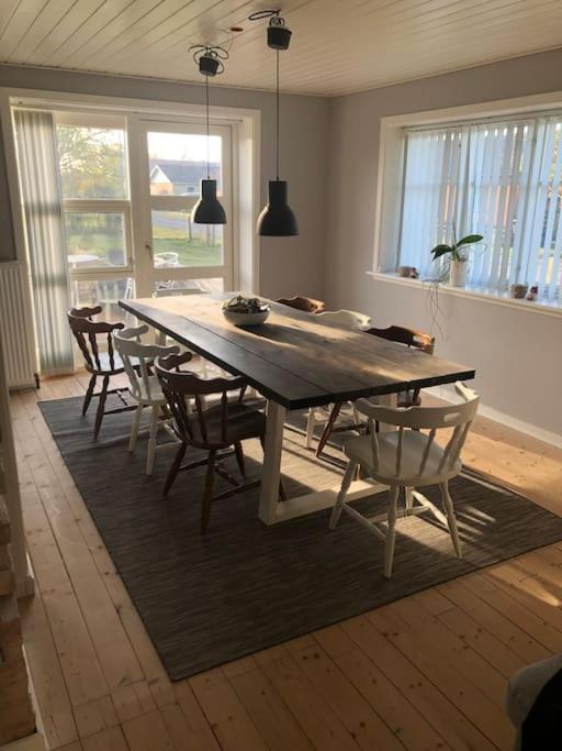 Hyggeligt Byhus Taet Ved Skov Og Togstation Ålbæk Exterior foto